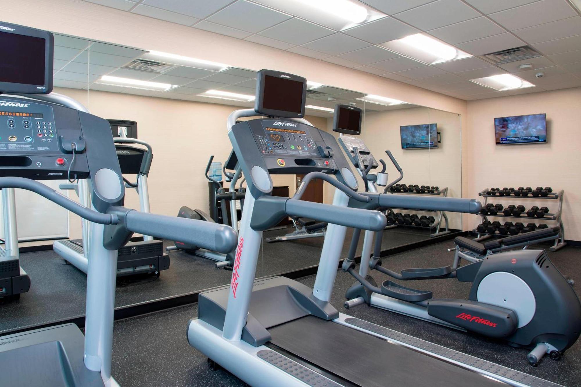 Fairfield Inn & Suites By Marriott Jackson Clinton Esterno foto