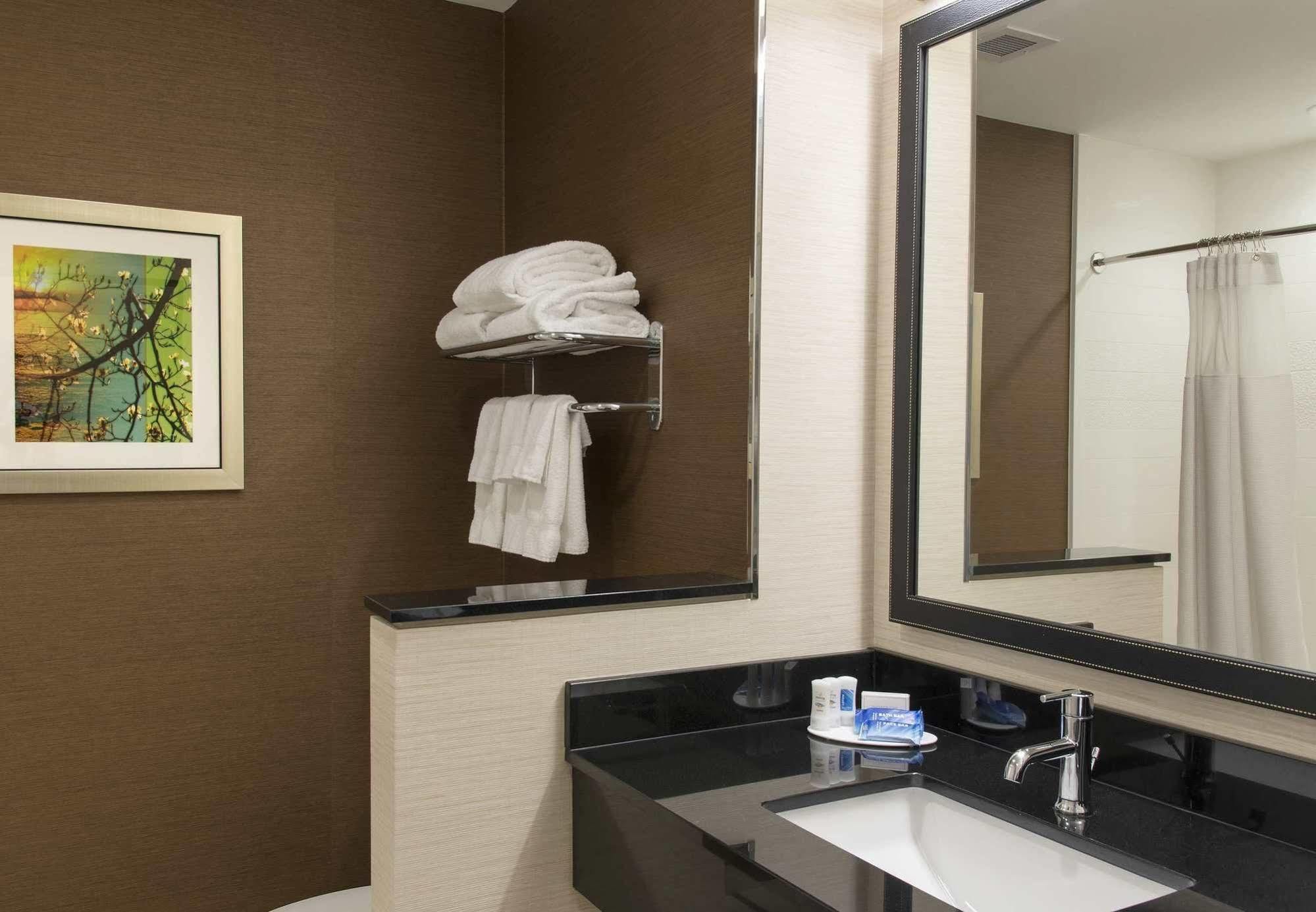 Fairfield Inn & Suites By Marriott Jackson Clinton Esterno foto