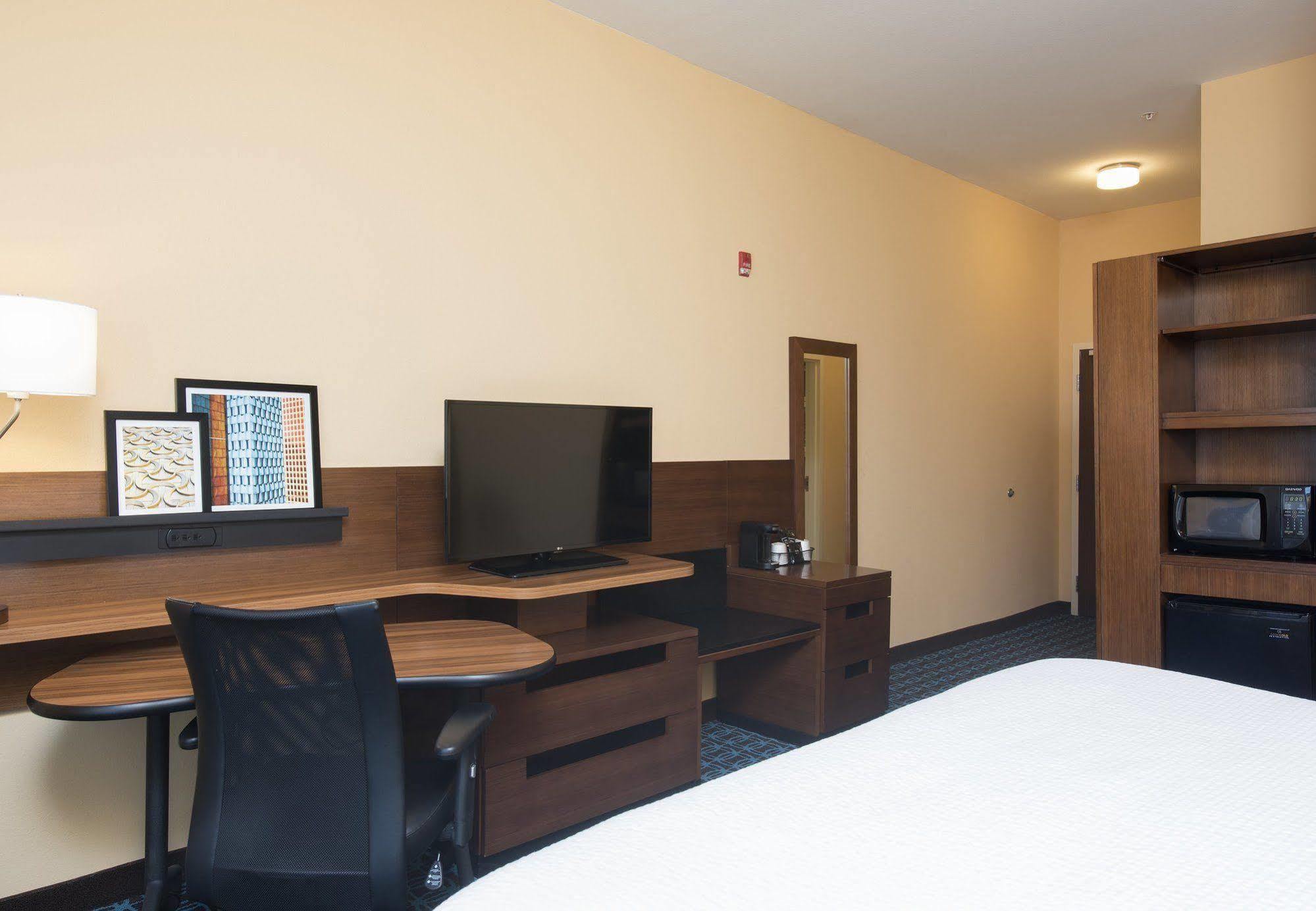 Fairfield Inn & Suites By Marriott Jackson Clinton Esterno foto